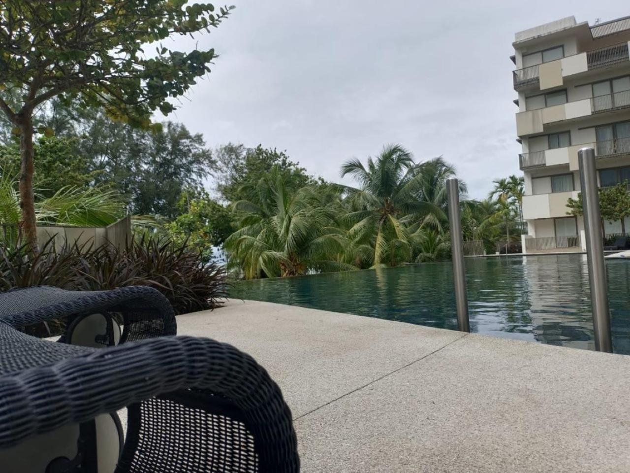 By The Sea Batu Ferringhi Apartment Bagian luar foto