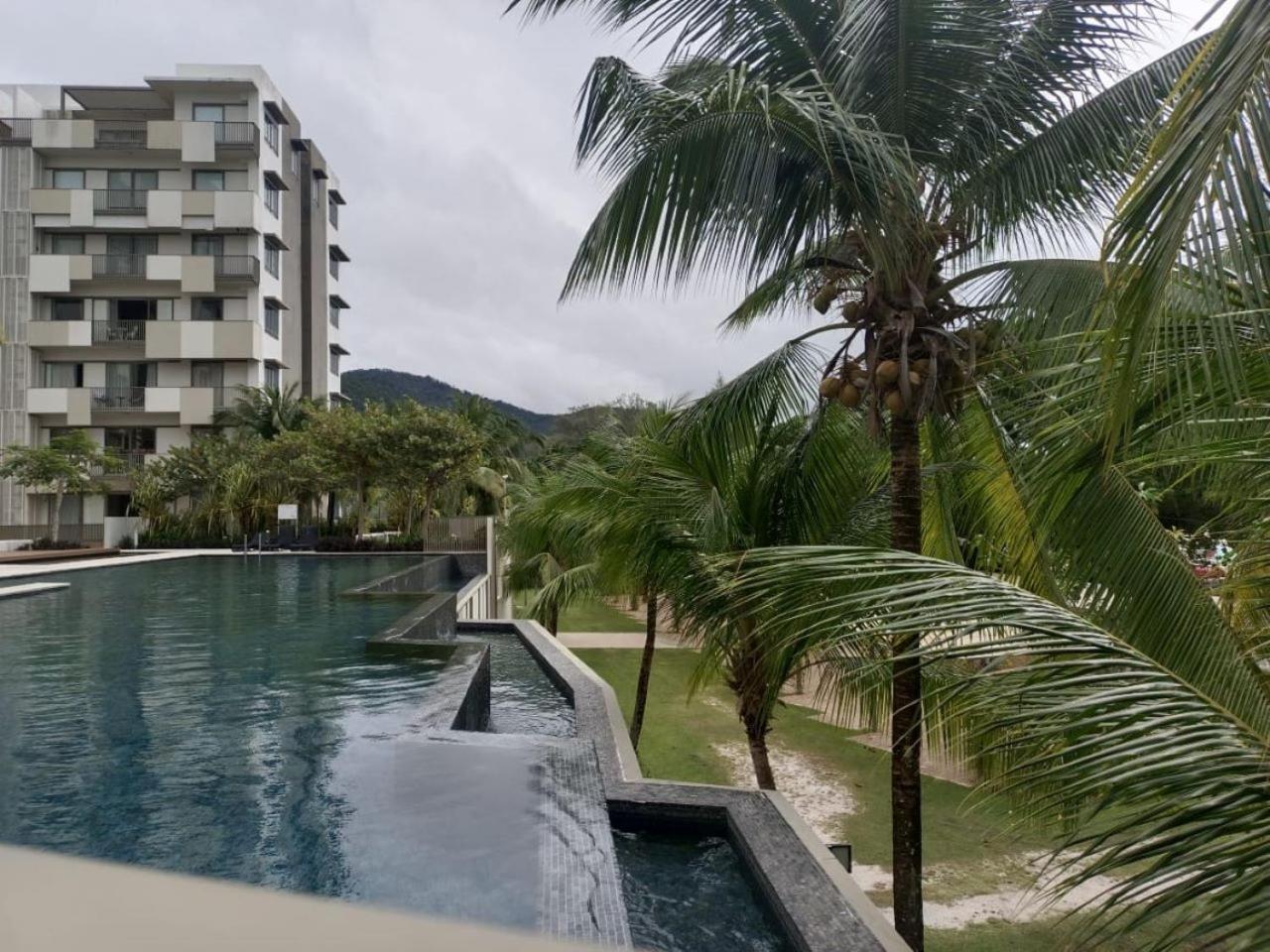 By The Sea Batu Ferringhi Apartment Bagian luar foto